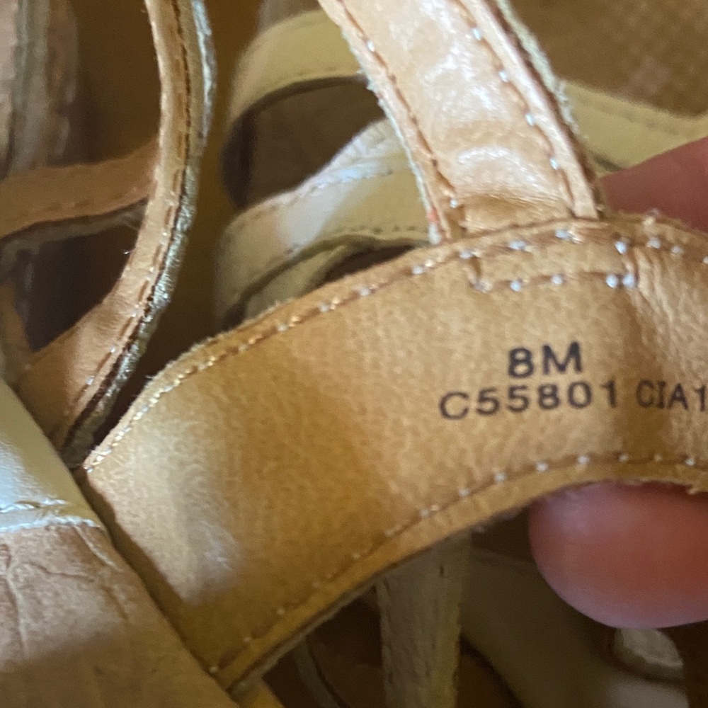 BOC Women's White Sandals - Picture 9 of 9